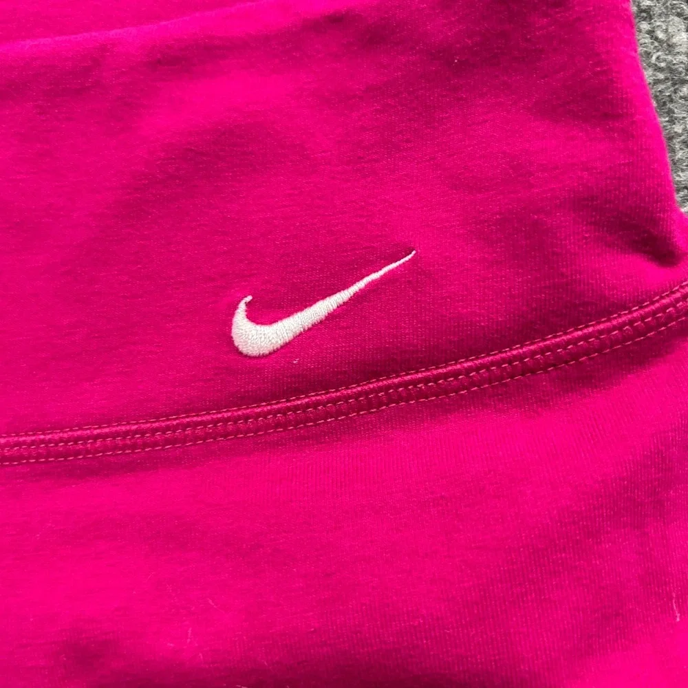 Nike Leggings Womens Size XS Pink Dri-Fit Cropped Athletic Performance Tights